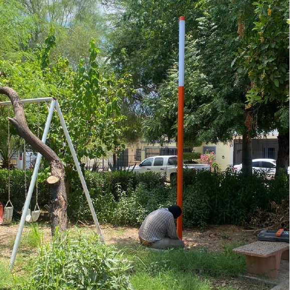 Rehabilitación de parque — instalación de mobiliario urbano